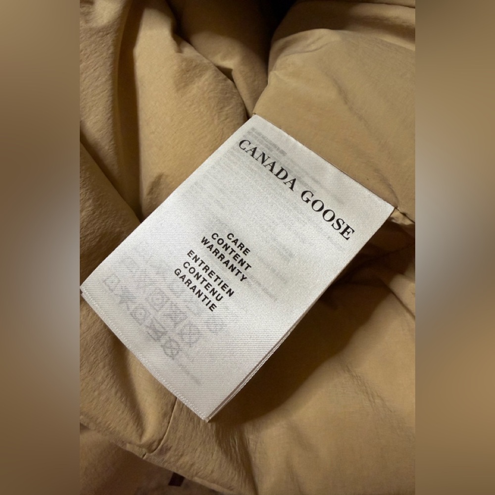 Canada Goose Clair Vest - Picture 5 of 8